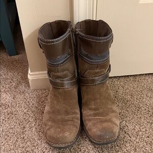 Clarks Brown and Dark Gray Heeled Boots